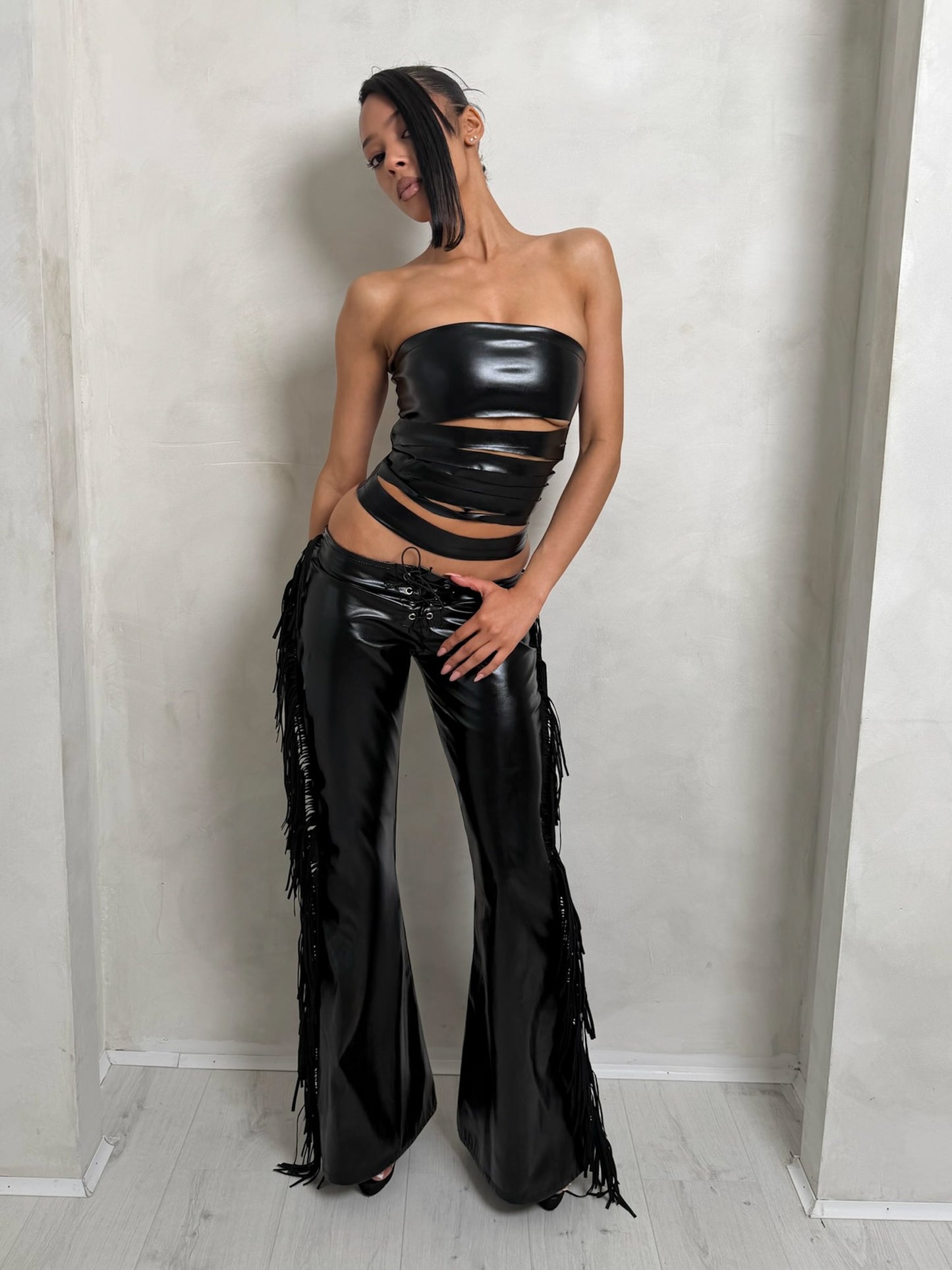 RAZOR STRAPLESS TOP